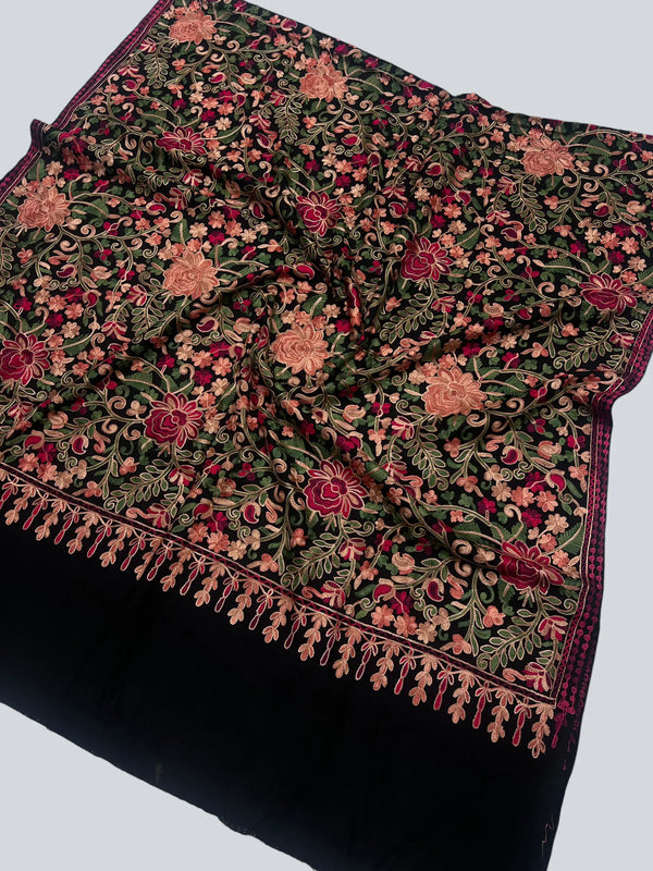 Exquisite Kashmiri Wool Shawl with Aari Embroidery - Luxurious Multicolor Design - Tajmehalhandicrafts