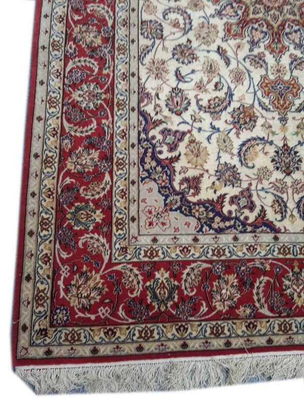 Isfahan rugs