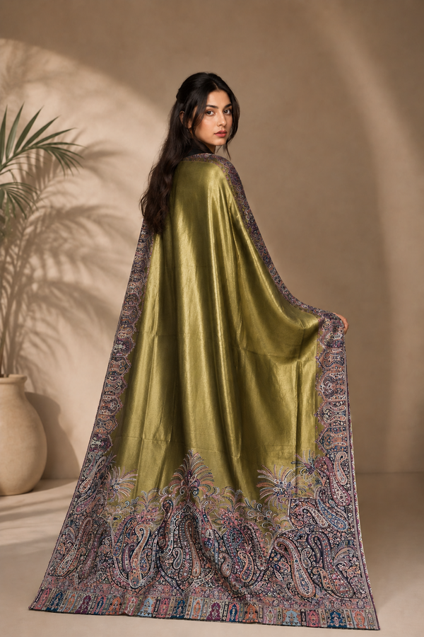 Moonlight Kani Border Shawl – Traditional Kashmiri Design