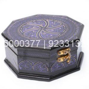 Round Lacquer Jewelry Box